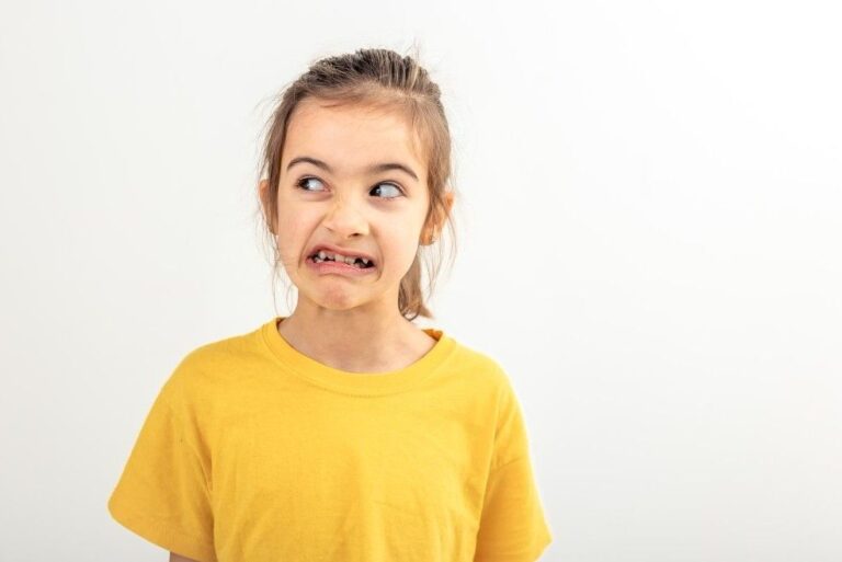 child-rotten-teeth