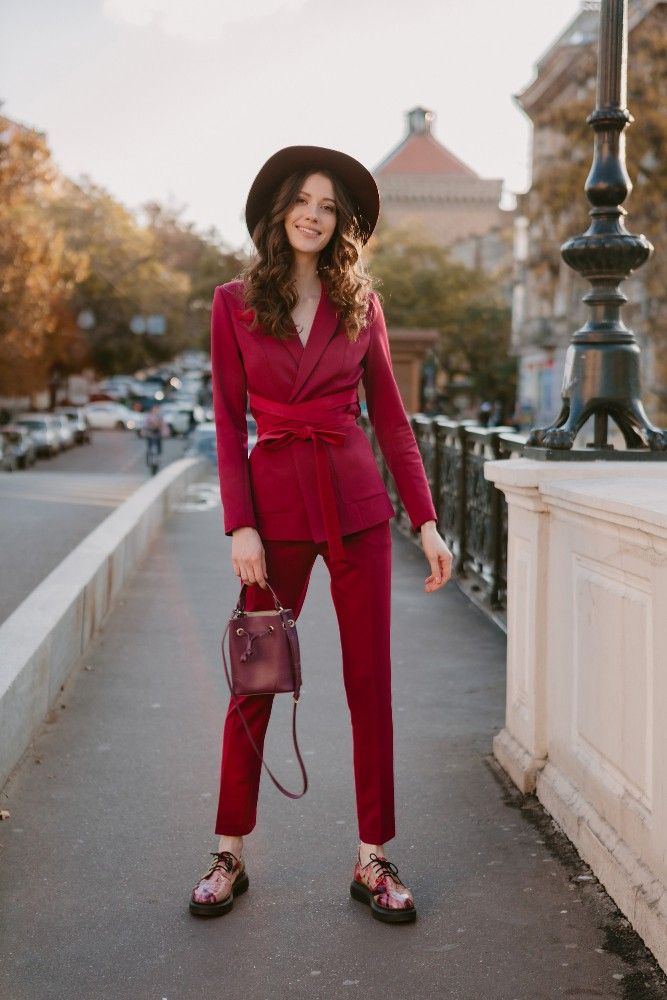 Monochromatic Look: